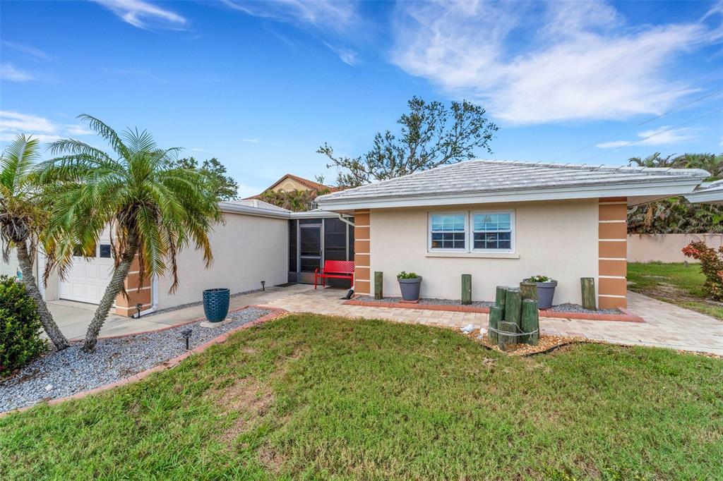 Picture of 115 Villa Drive Unit 115, Osprey, FL 34229