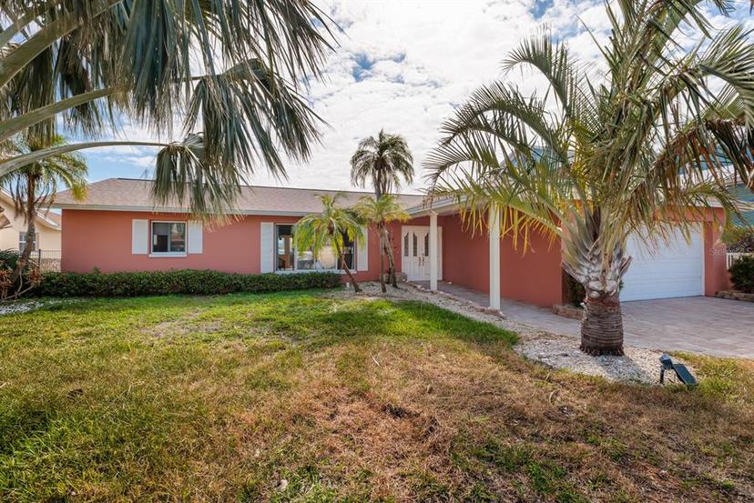 Picture of 825 116Th Avenue, Treasure Island FL 33706