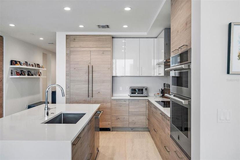 Picture of 301 1St Street South Unit 904, St Petersburg FL 33701