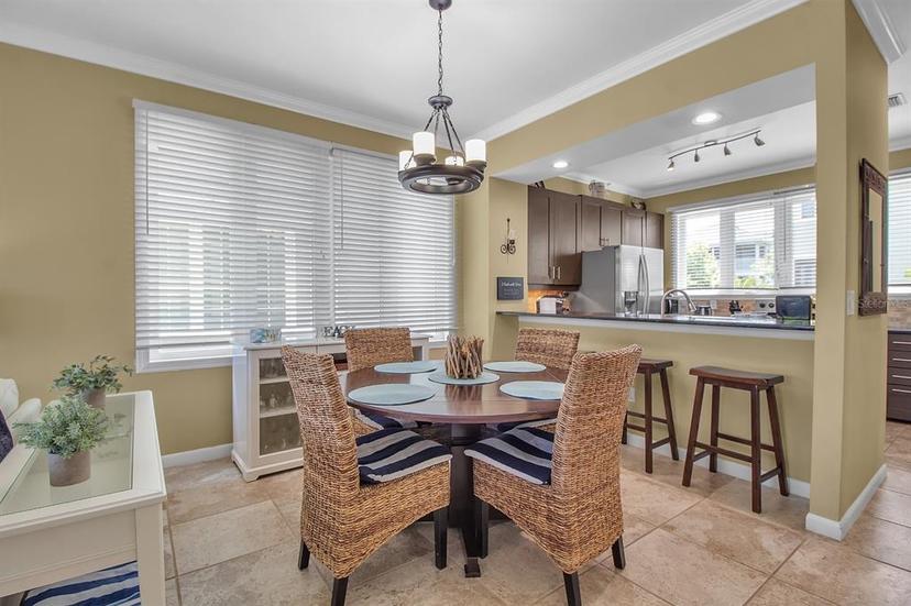Picture of 528 Forest Way, Longboat Key FL 34228