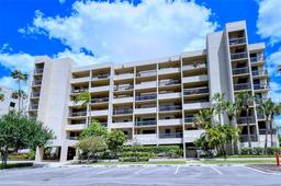 Picture of 1095 Gulf Of Mexico Drive Unit 502, Longboat Key, FL 34228