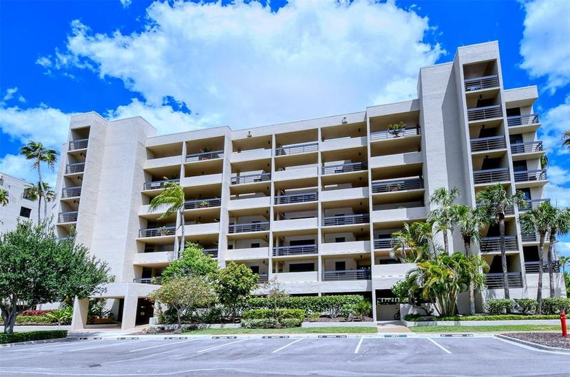 Picture of 1095 Gulf Of Mexico Drive Unit 502, Longboat Key FL 34228