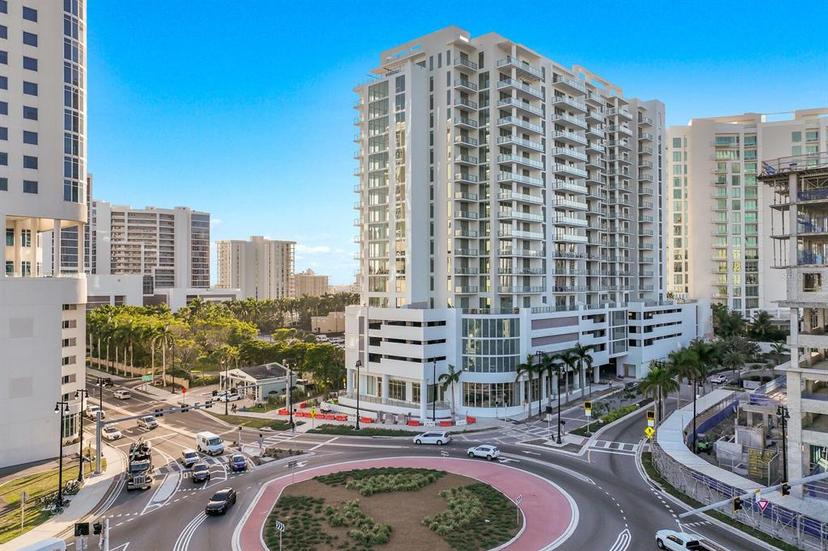 Picture of 301 Quay Commons Unit 1111, Sarasota FL 34236
