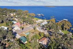Picture of 105 Central Avenue, Crescent City, FL 32112