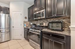 Picture of 859 Bucklebury Loop, Apopka, FL 32703