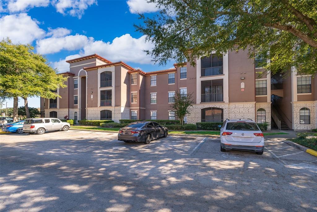 Picture of 6141 Metrowest Boulevard Unit 102, Orlando, FL 32835