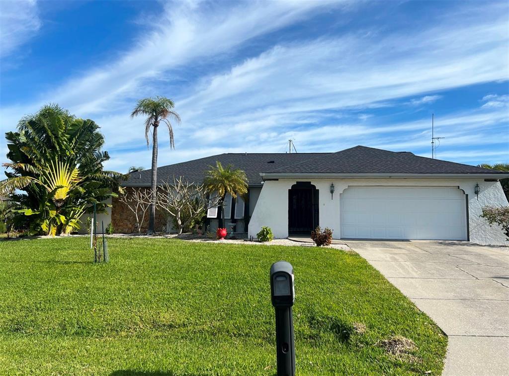 Picture of 116 Colonial Street Sw, Port Charlotte, FL 33952