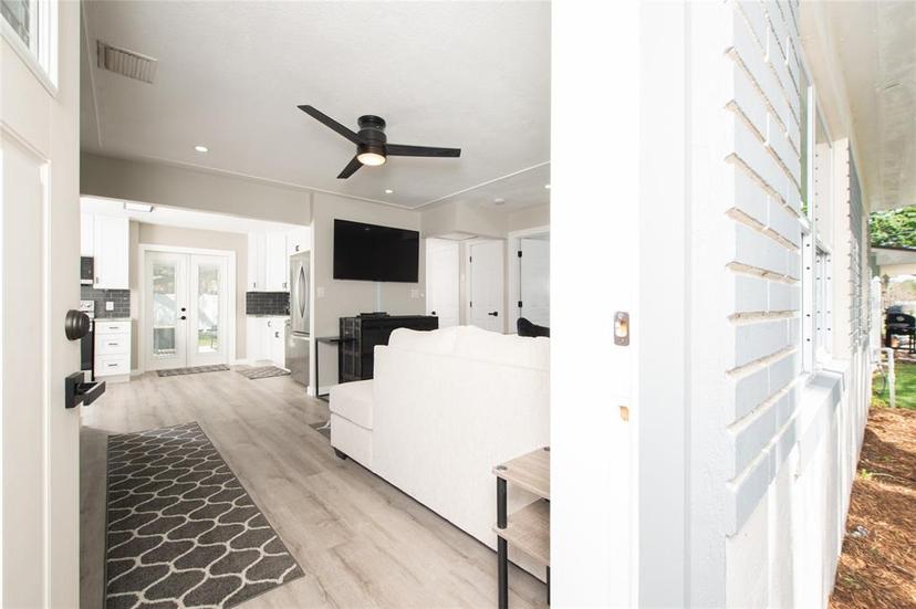 Picture of 1779 Shore Acres Boulevard Ne, St Petersburg FL 33703