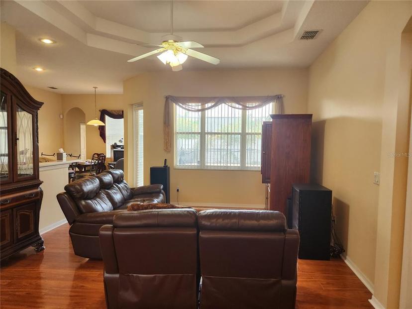 Picture of 1629 Canoe Dr, Lutz FL 33559