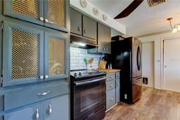 Picture of 762 Barbara Street, Palm Harbor, FL 34684