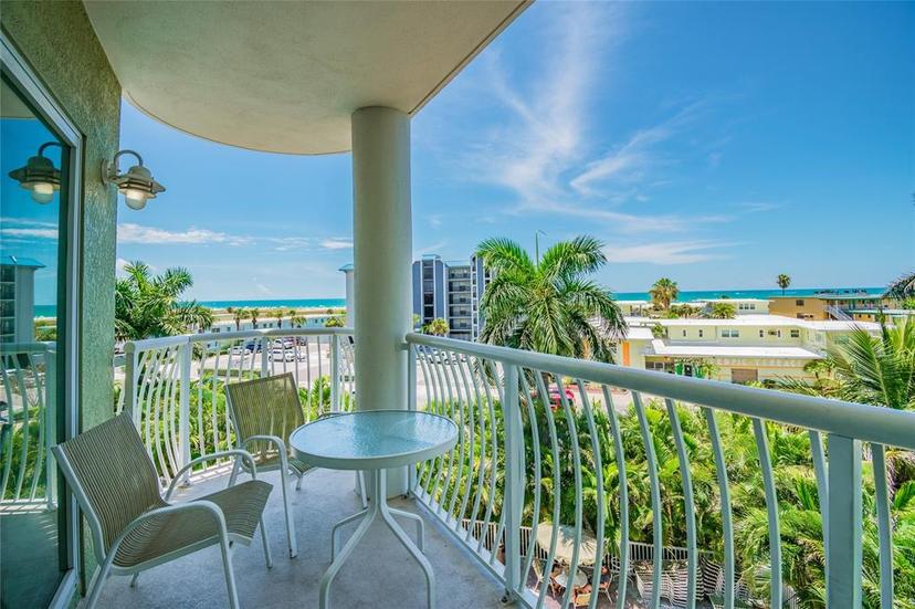 Picture of 11605 Gulf Boulevard Unit 507, Treasure Island FL 33706