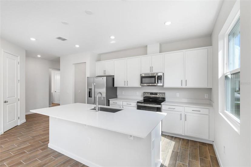Picture of 656 Hennepin Loop, Lake Wales FL 33898