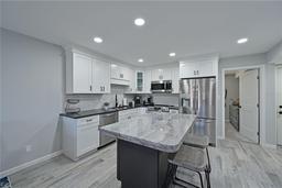 Picture of 4098 El Dorado Cove Unit 4098, Bradenton, FL 34210