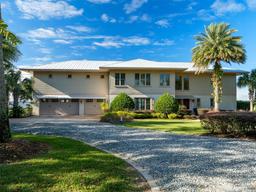 Picture of 12757 SE 143Rd Avenue, Ocklawaha, FL 32179