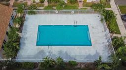 Picture of 2302 Maki Road Unit 5, Plant City, FL 33563