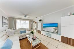 Picture of 115 Tyler Drive Unit 203, Sarasota, FL 34236