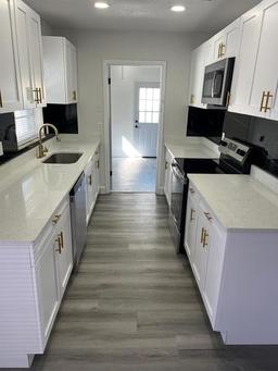 Picture of 7222 Riverwood Boulevard, Tampa, FL 33615