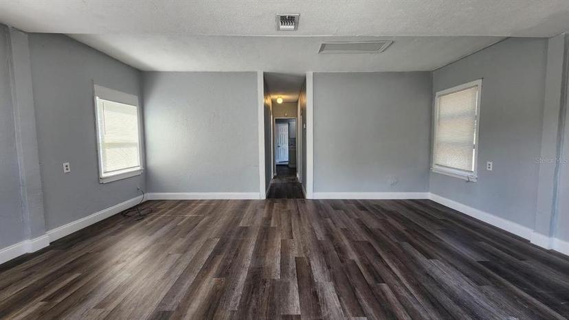 Picture of 4690 15Th Avenue S, St Petersburg FL 33711