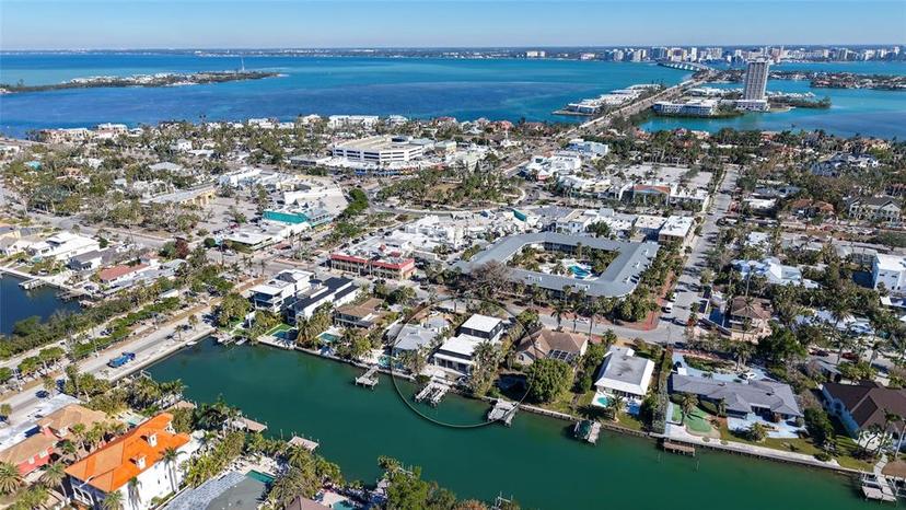 Picture of 515 S Washington Drive, Sarasota FL 34236