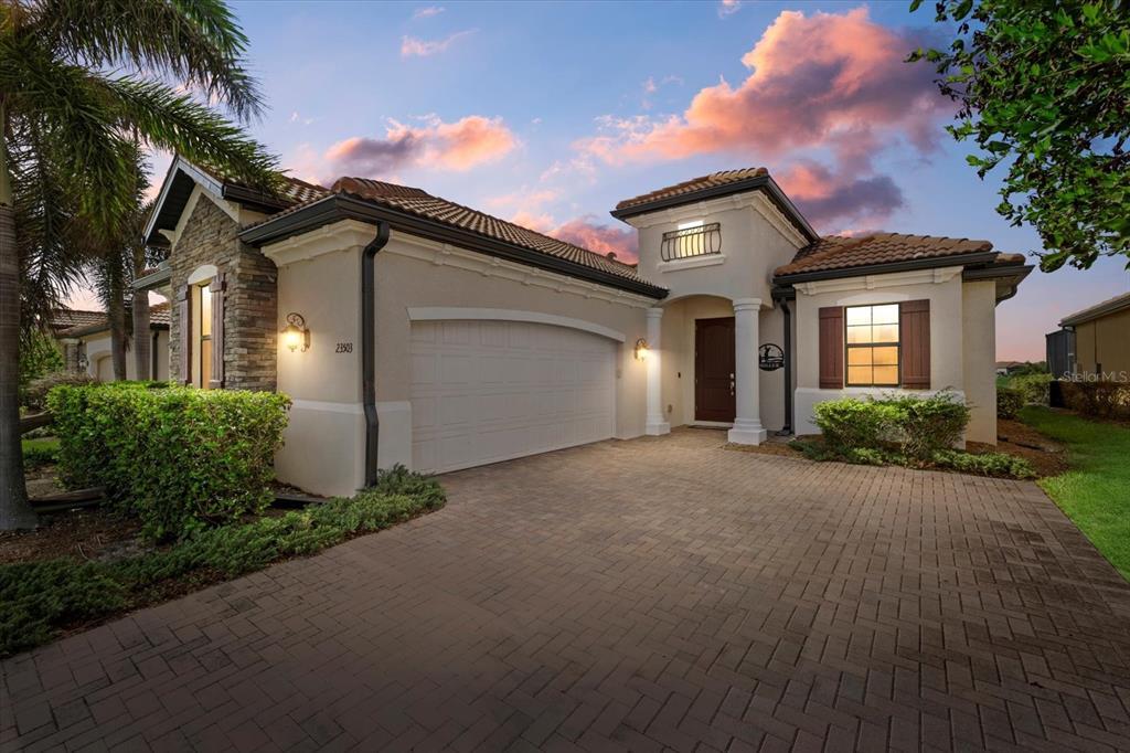 Picture of 23503 Waverly Circle, Venice, FL 34293