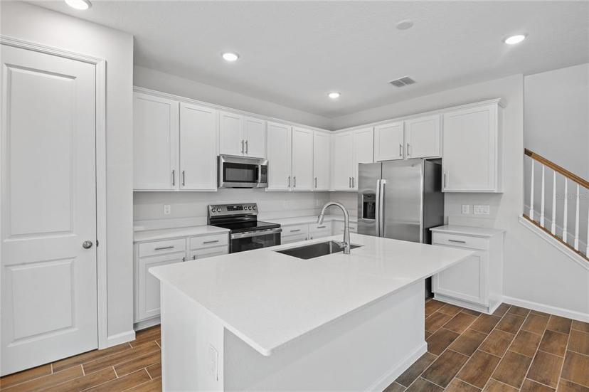 Picture of 680 Summit River Drive, Apopka FL 32712