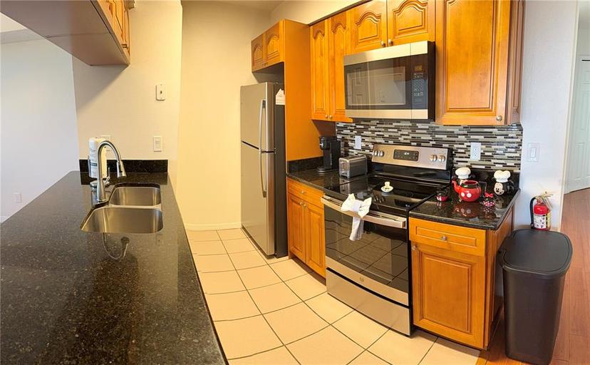 Picture of 2749 N Poinciana Boulevard Unit 16, Kissimmee FL 34746