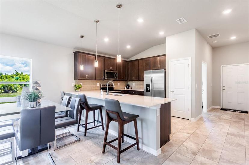 Picture of 174 Green Oak Park, Rotonda West FL 33947