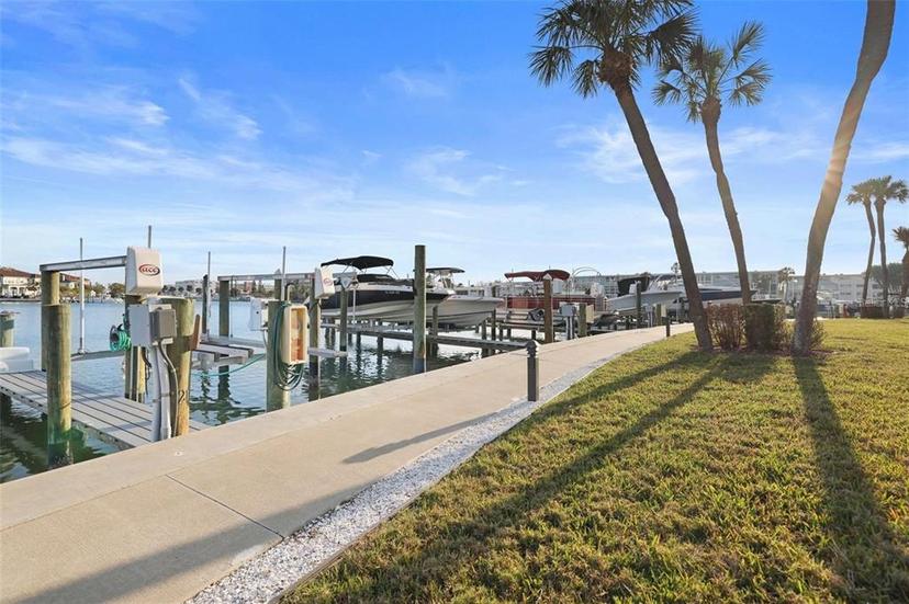 Picture of 400 64Th Avenue Unit 908, St Pete Beach FL 33706