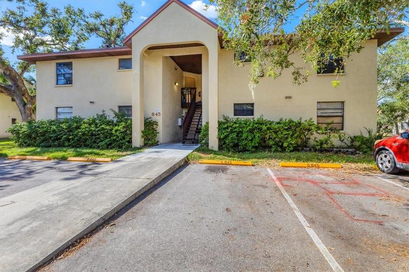 Picture of 845 Mecca Drive Unit D, Sarasota FL 34234