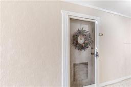 Picture of 612 Bird Bay Drive S Unit 114, Venice, FL 34285