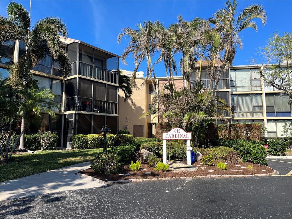 Picture of 612 Bird Bay Drive S Unit 114, Venice, FL 34285