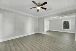 Picture of 907 E North Bay Street, Tampa, FL 33603
