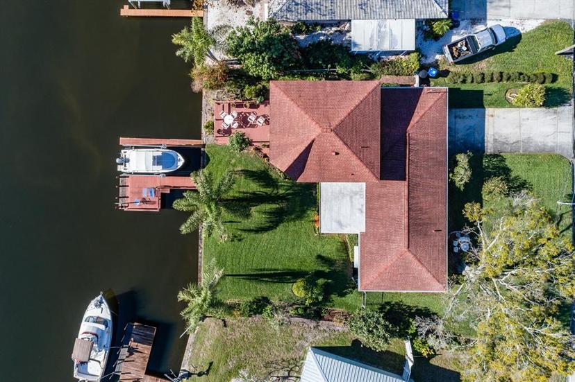 Picture of 9440 Sun Isle Drive Ne, St Petersburg FL 33702