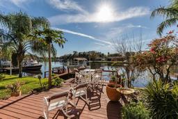 Picture of 9440 Sun Isle Drive Ne, St Petersburg, FL 33702