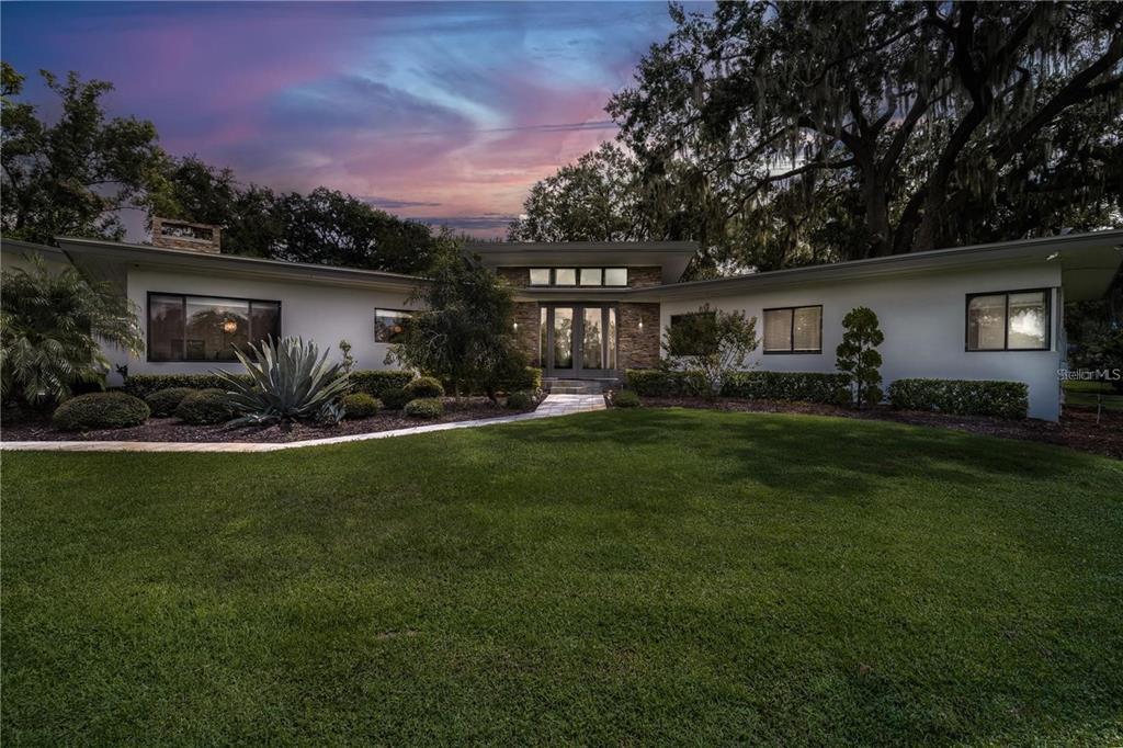 Picture of 12550 Lakeshore Drive, Clermont, FL 34711