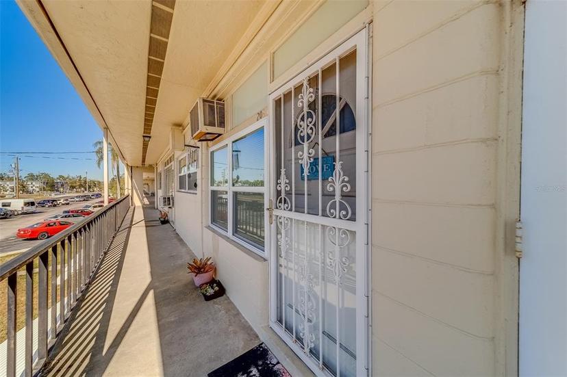 Picture of 4001 58Th Street N Unit 20, Kenneth City FL 33709