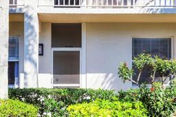 Picture of 8735 Olde Hickory Avenue Unit 8108, Sarasota, FL 34238