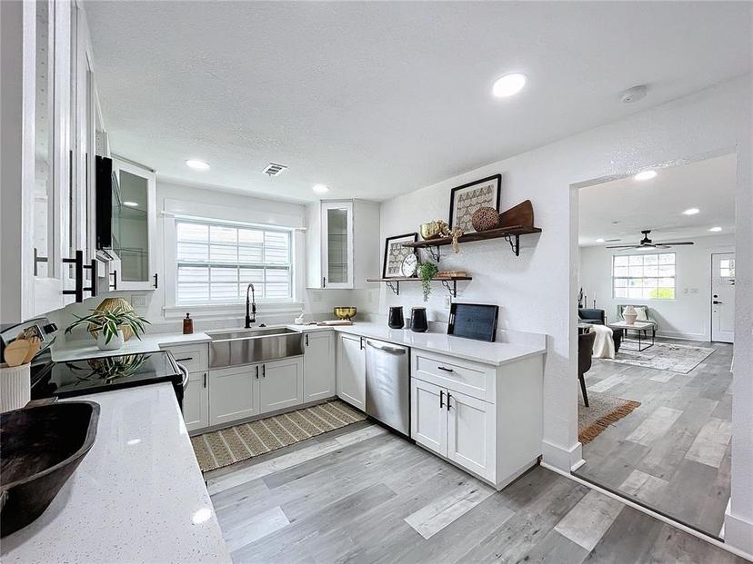 Picture of 2310 W Ivy Street, Tampa FL 33607