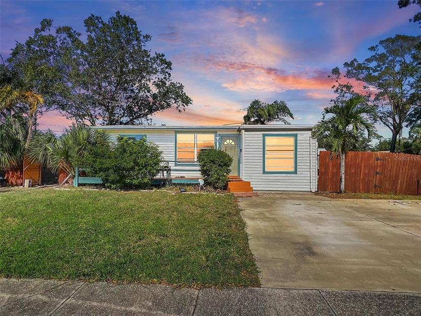 Picture of 133 80Th Avenue N, St Petersburg FL 33702