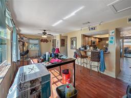 Picture of 133 80Th Avenue N, St Petersburg, FL 33702