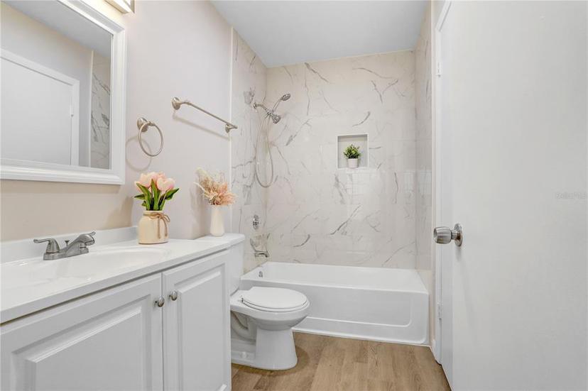 Picture of 8609 Mallard Reserve Drive Unit 202, Tampa FL 33614
