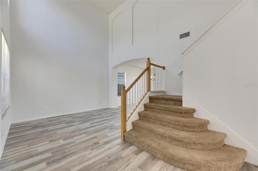 Picture of 11217 Avery Oaks Drive, Tampa FL 33625
