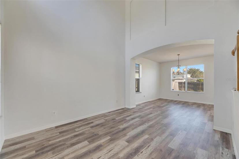 Picture of 11217 Avery Oaks Drive, Tampa FL 33625