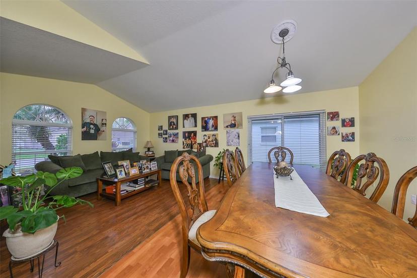 Picture of 30445 Tremont Dr, Wesley Chapel FL 33543
