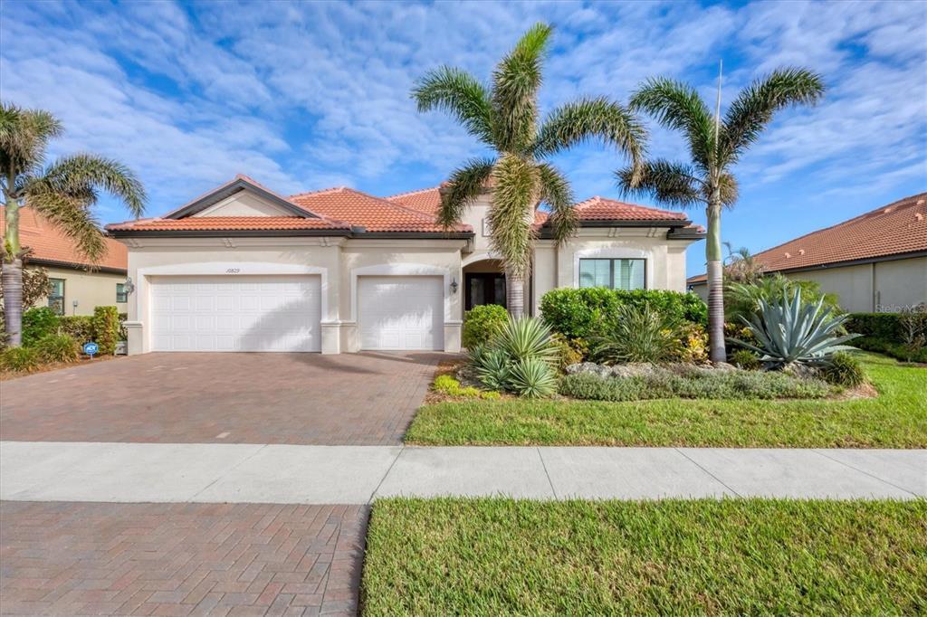 Picture of 10829 Whisk Fern Drive, Venice, FL 34293