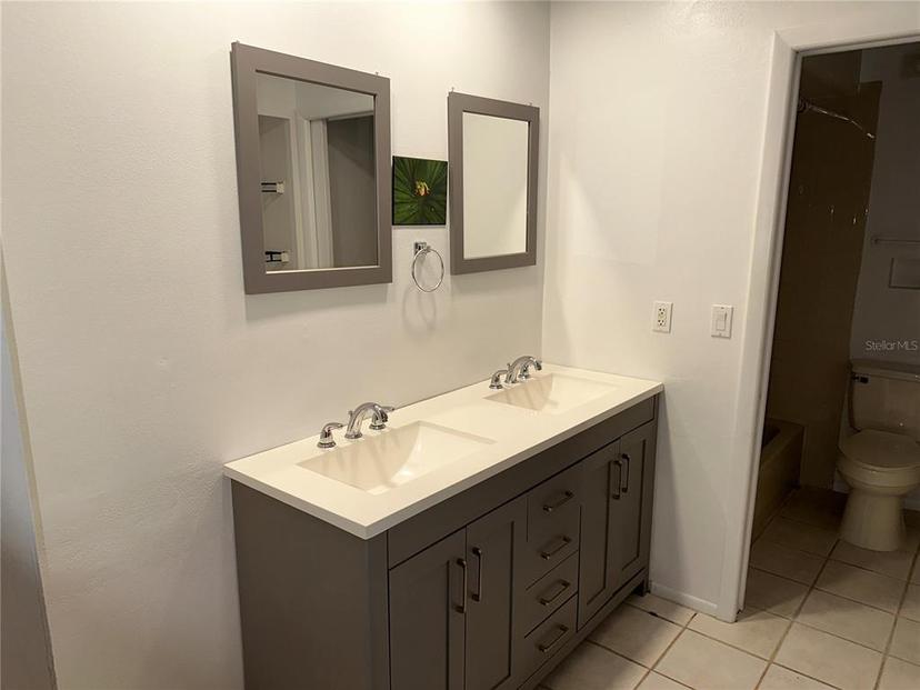 Picture of 9744 Lake Seminole Drive E, Largo FL 33773