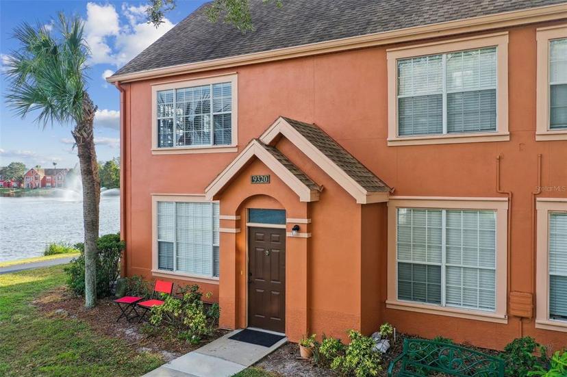 Picture of 9320 Lake Chase Island Way, Tampa FL 33626
