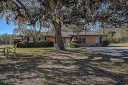 Picture of 10525 Hilltop Drive, New Port Richey, FL 34654