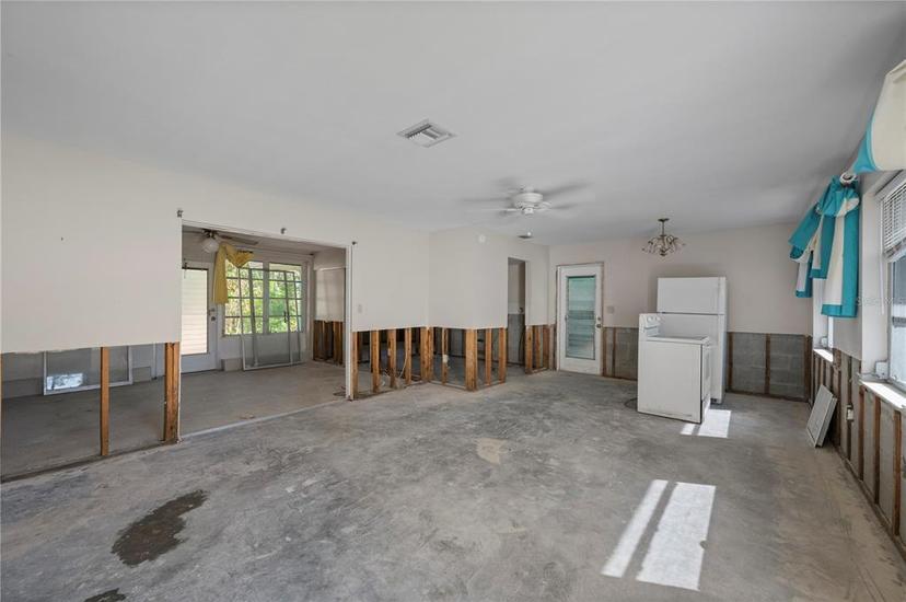 Picture of 350 Gill Street, Punta Gorda FL 33950