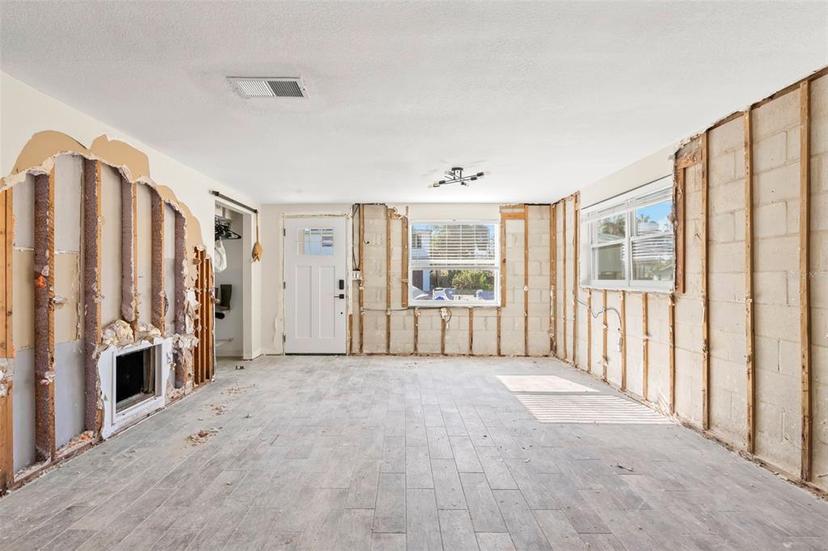 Picture of 1867 Nevada Avenue Ne, St Petersburg FL 33703